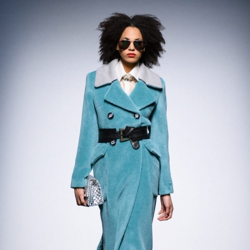 Look 30 / 31